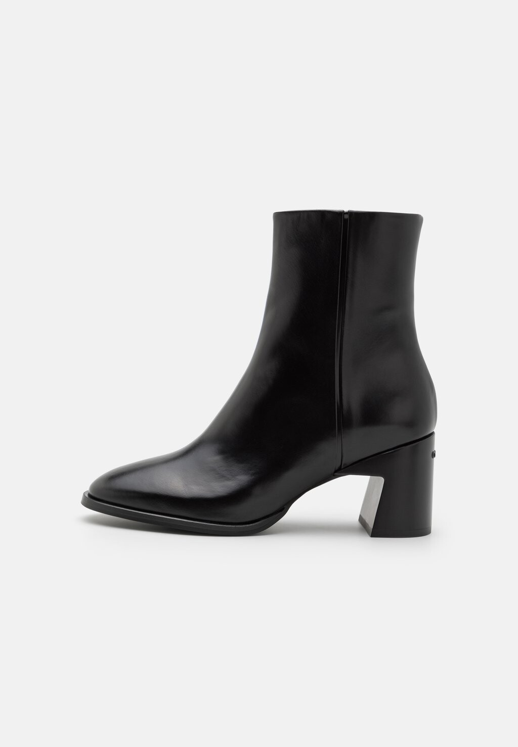

Ботильоны Calvin Klein GEO BLOCK BOOT, черный