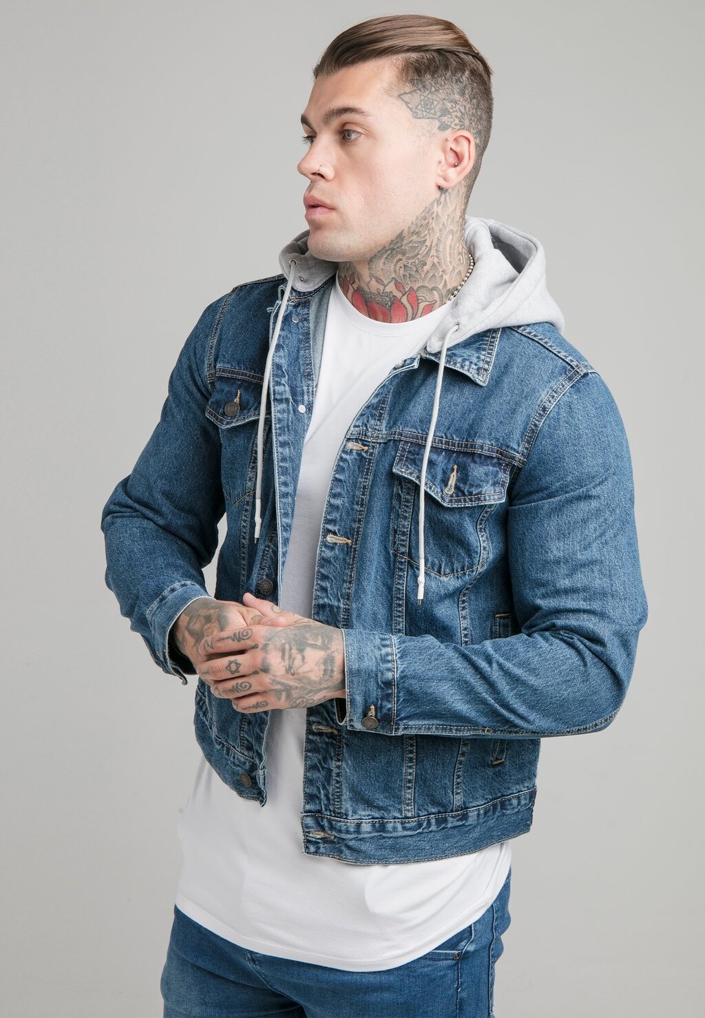 

Джинсовая куртка SIKSILK
