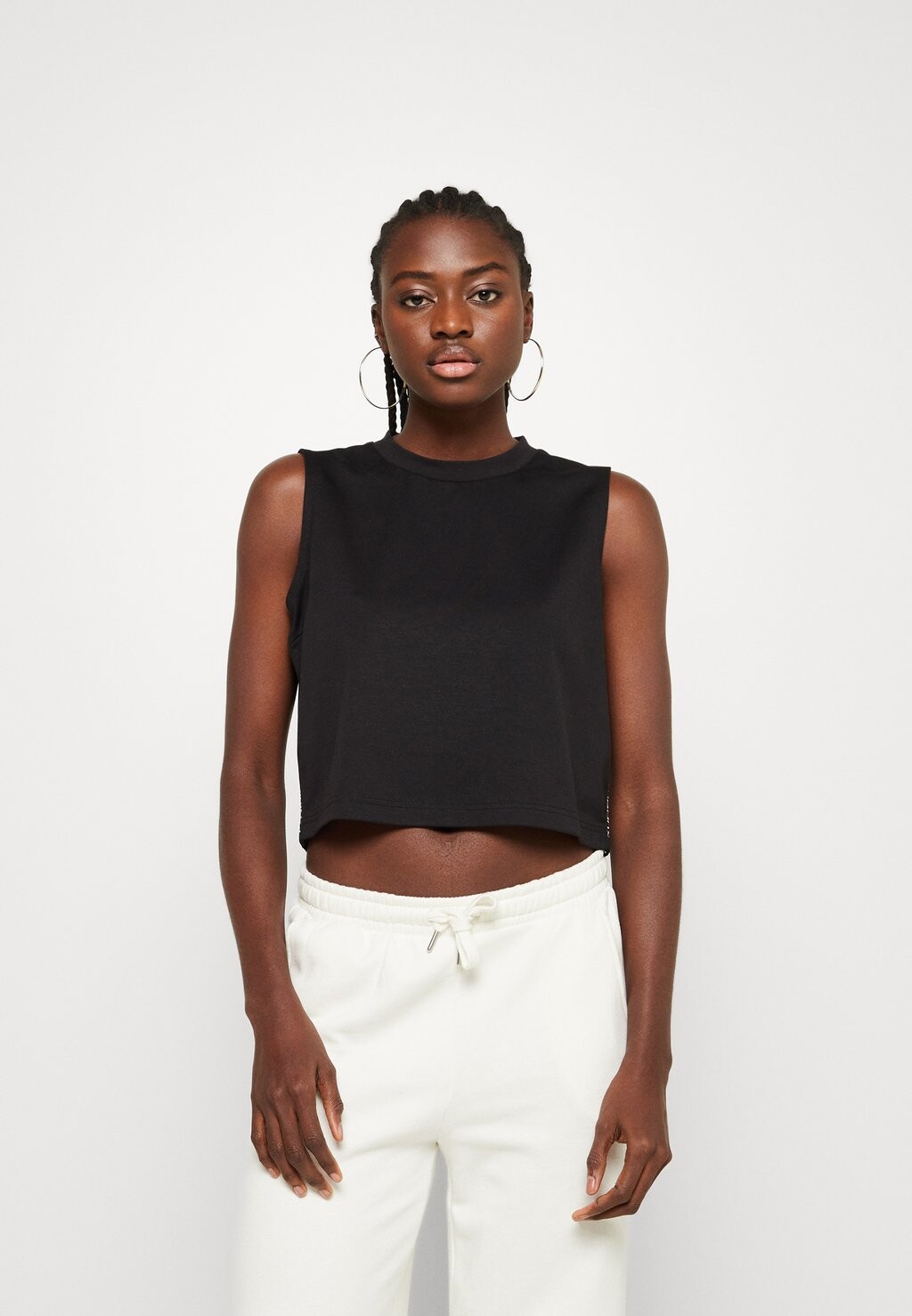 

Топ Calvin Klein Jeans