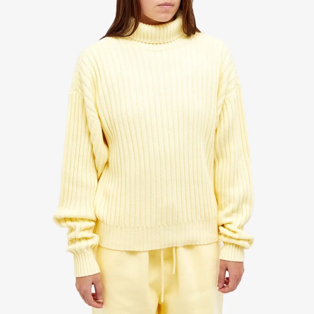 

Fear of God Essentials Водолазка, желтый
