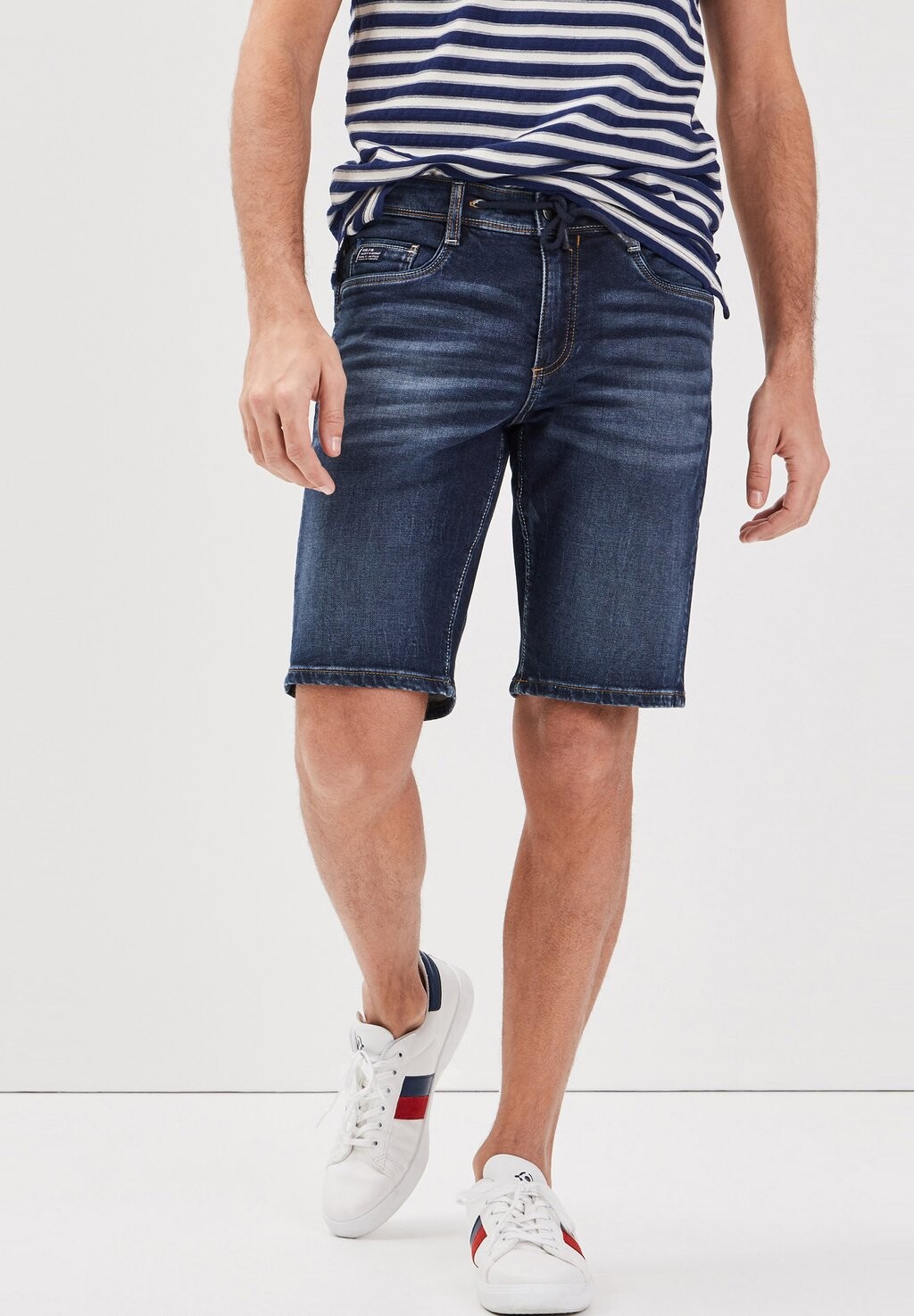 

Джинсовые шорты BONOBO Jeans