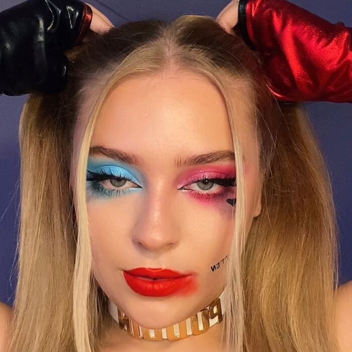 

Блеск для губ Brillo de labios Harley Quinn X Makeup Revolution What You Think I’m a Doll Lip Gloss Revolution, Nude