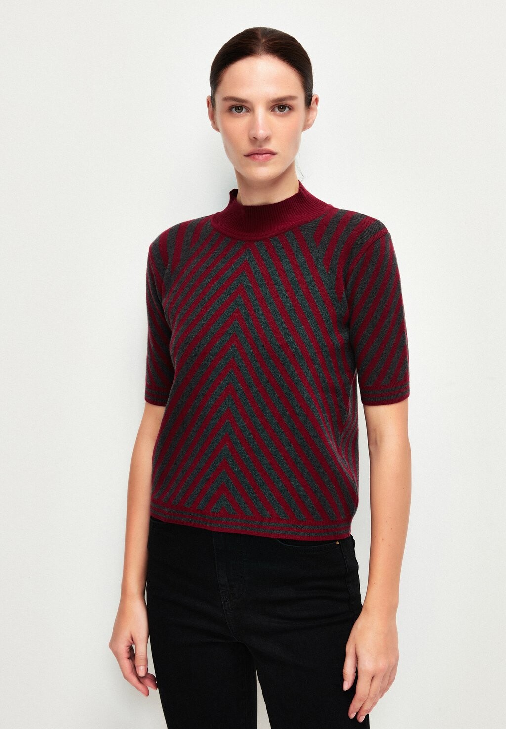 

Футболка с принтом adL, цвет striped burgundy