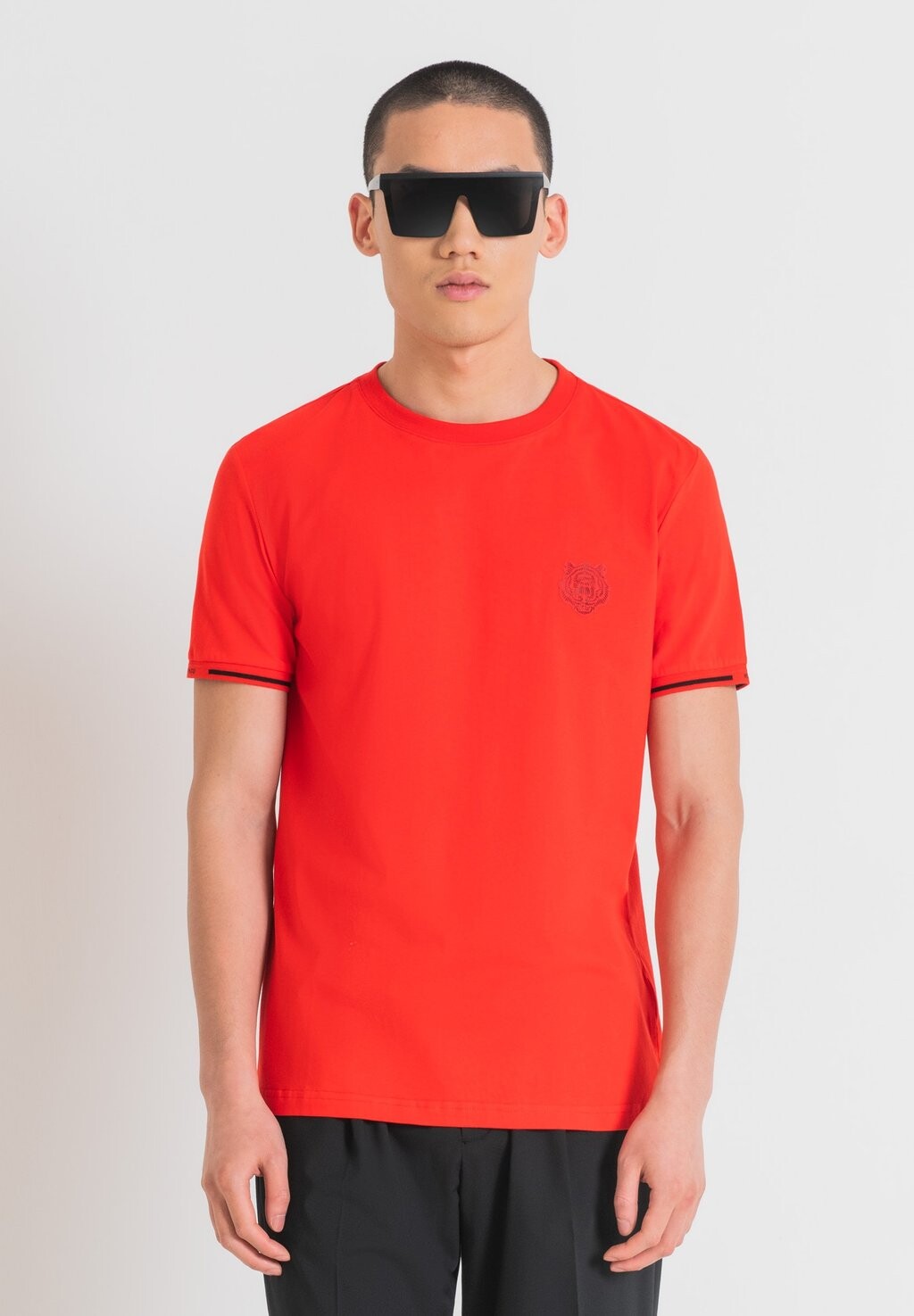 

Футболка с принтом With Rubber Injection Print Double Layer Antony Morato, цвет poppy red