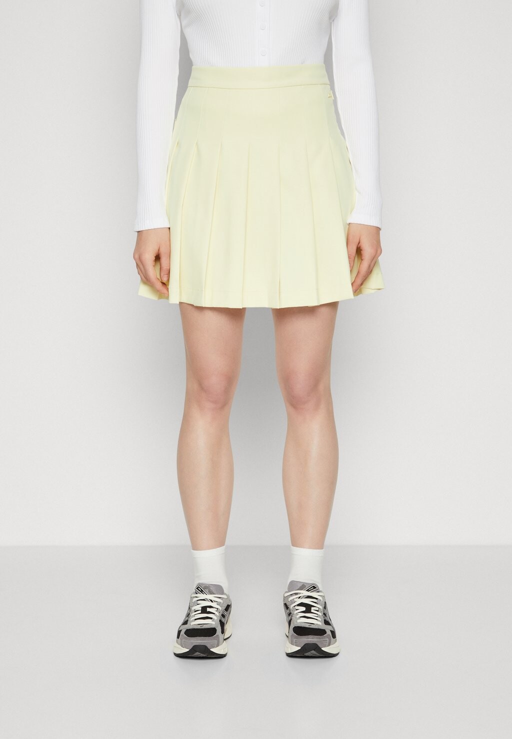 

Спортивная юбка ADINA J.LINDEBERG Sports, цвет wax yellow