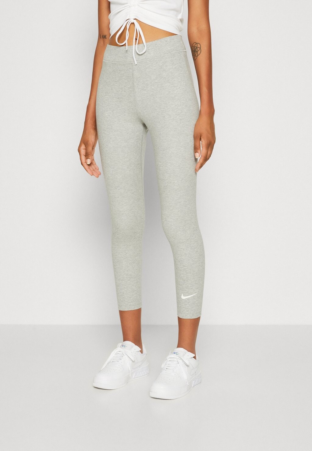 

Леггинсы Nike