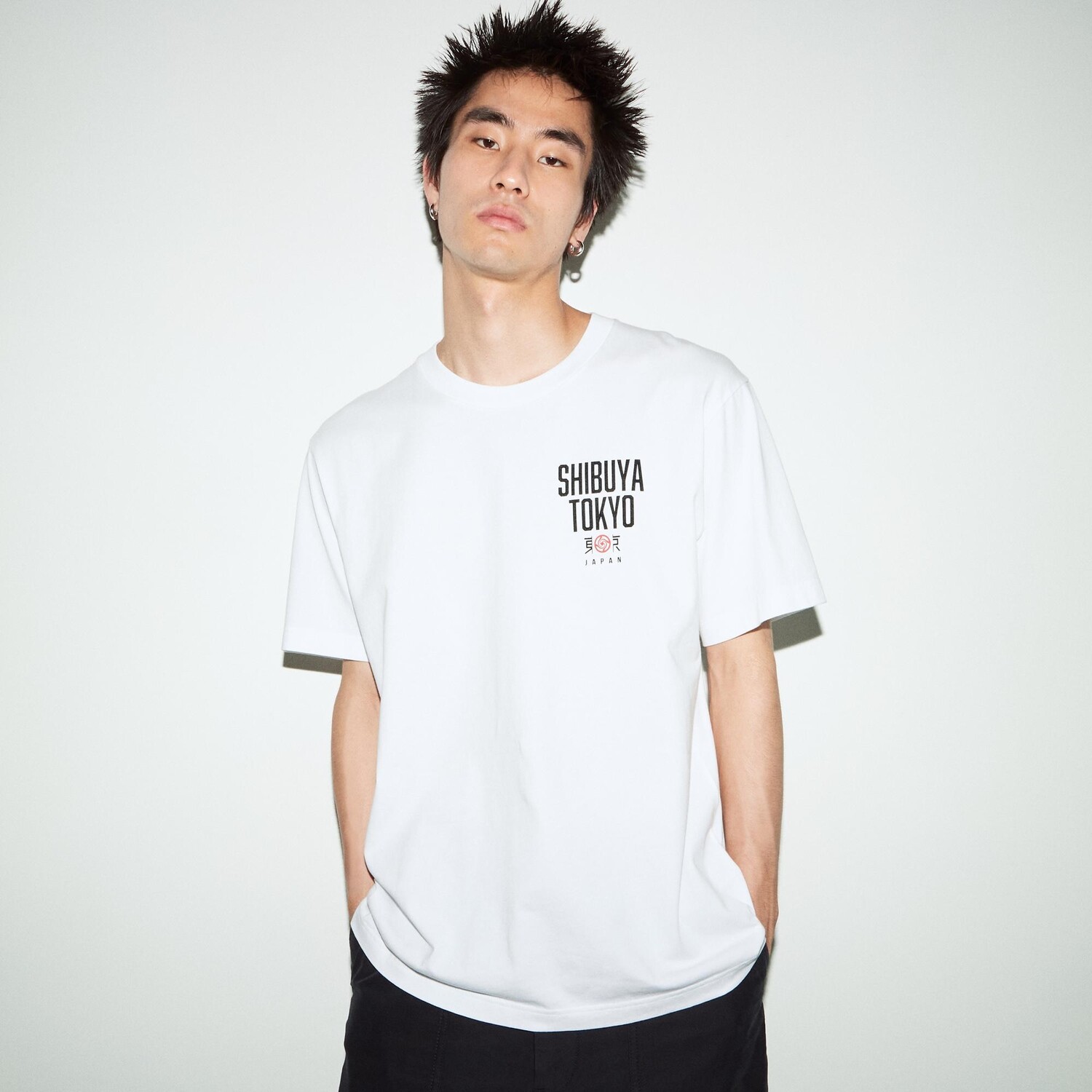 Футболка Jujutsu Kaisen Kaidama/Tamaori/Shibuya Incidents UT Uniqlo, белый– заказать с доставкой из-за рубежа через онлайн-сервис «CDEK.Shopping»
