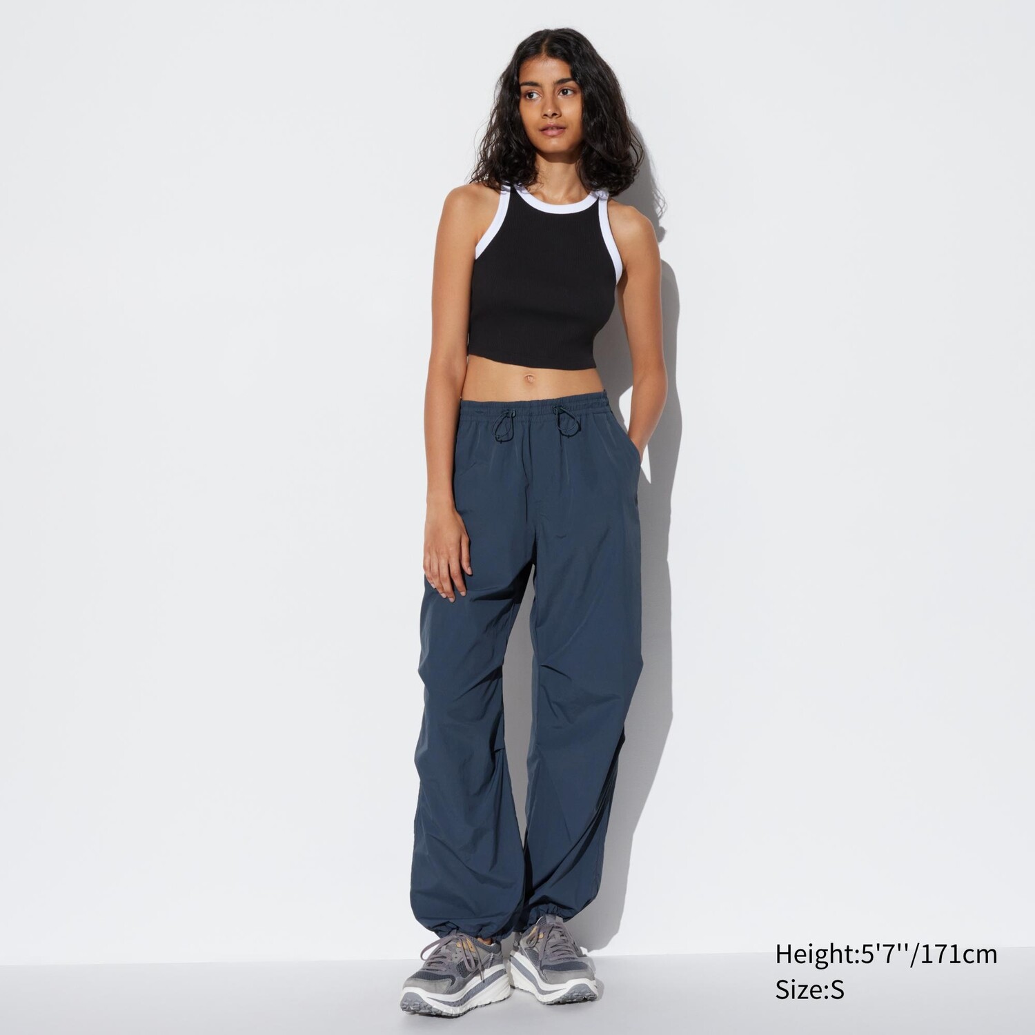 

Короткая футболка в ребруску с бремями UNIQLO, светло-синий