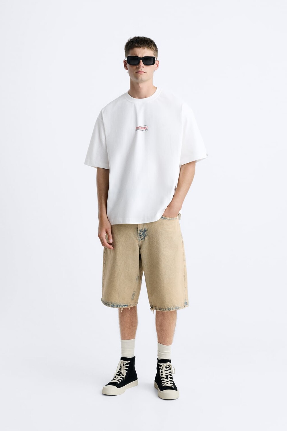 

Футболка с фотопринтом ZARA, белый