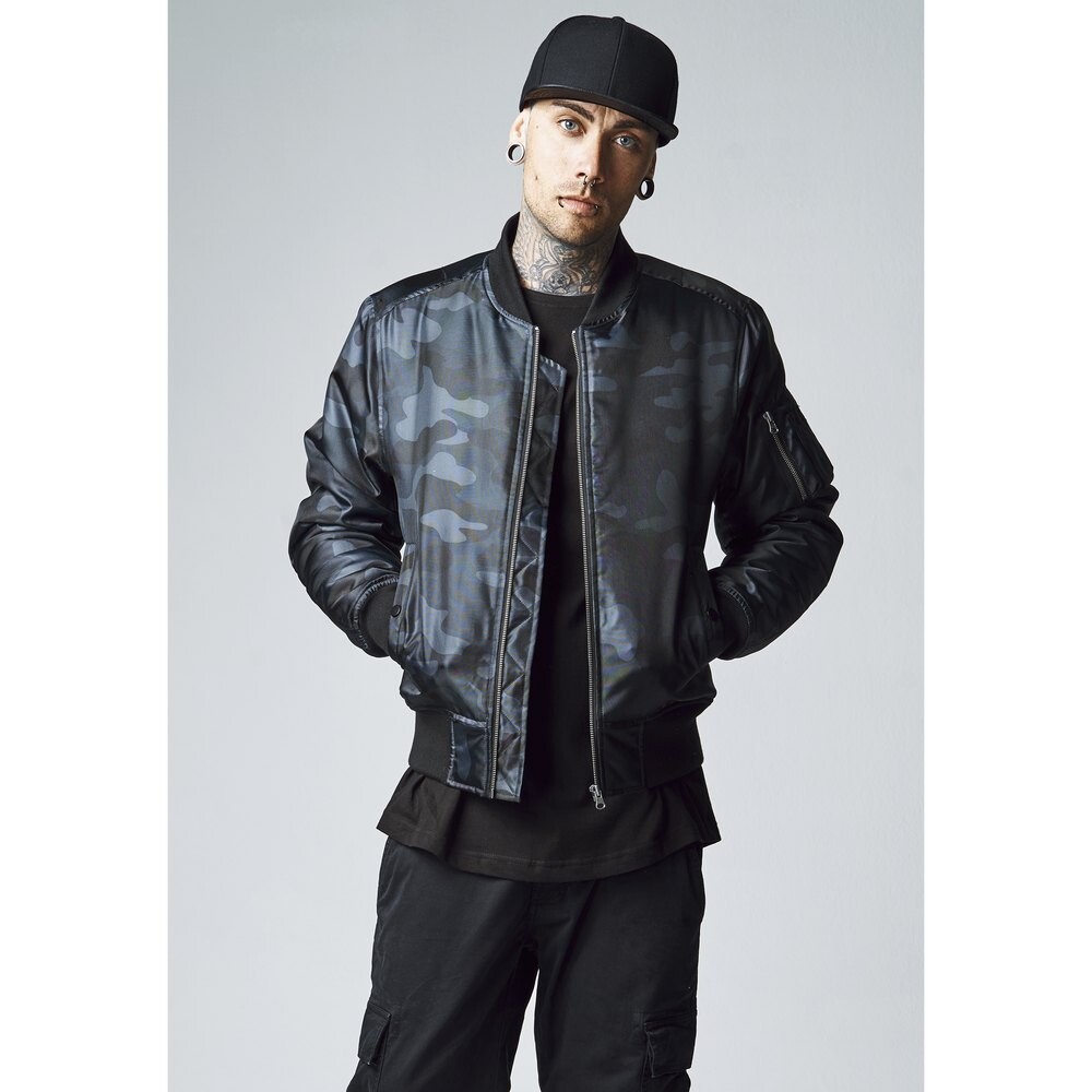 

Куртка Urban Classics Basic Camo Bomber, черный