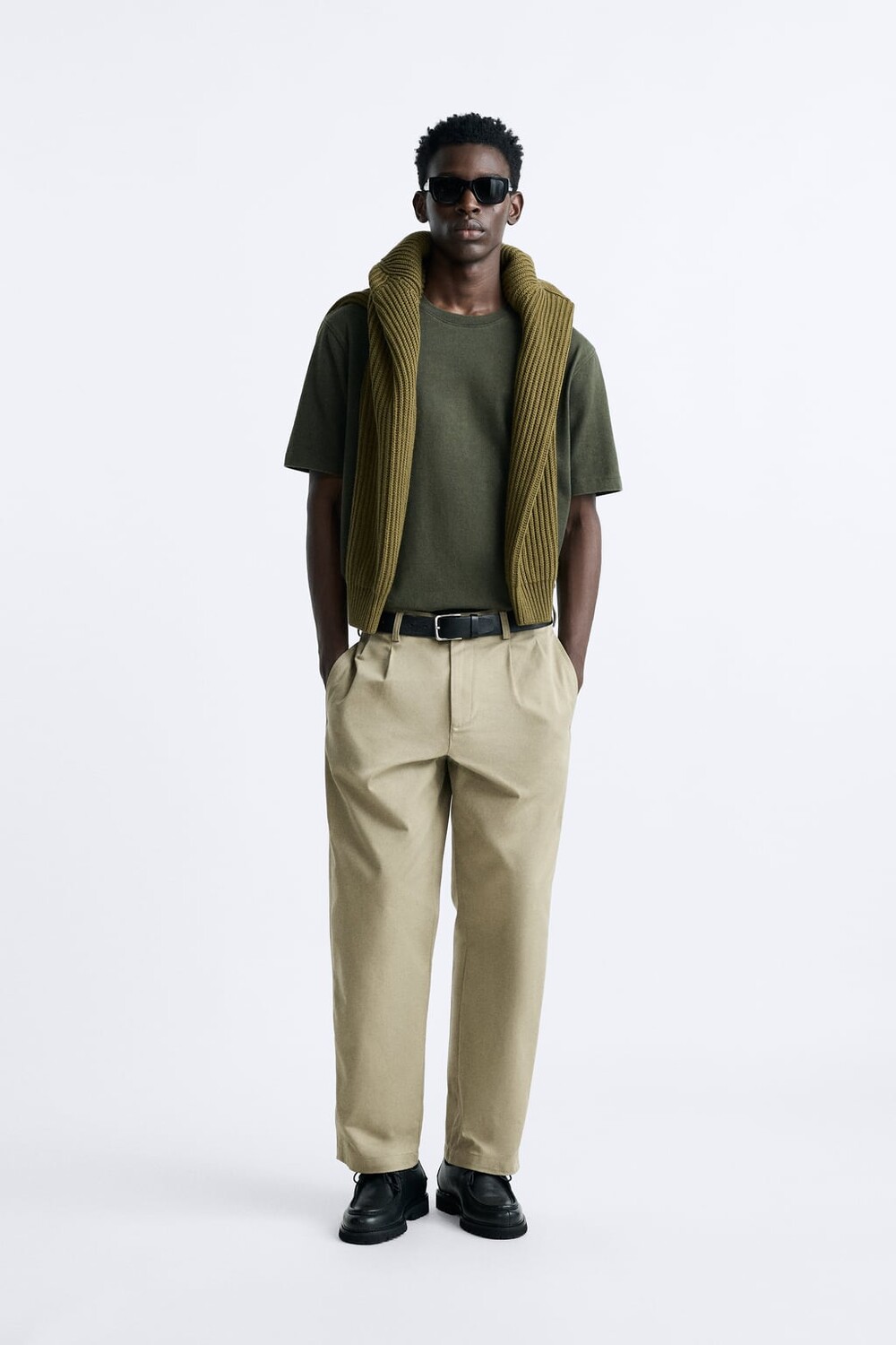 

Тяжелая футболка с короткими рукавами ZARA, зеленый