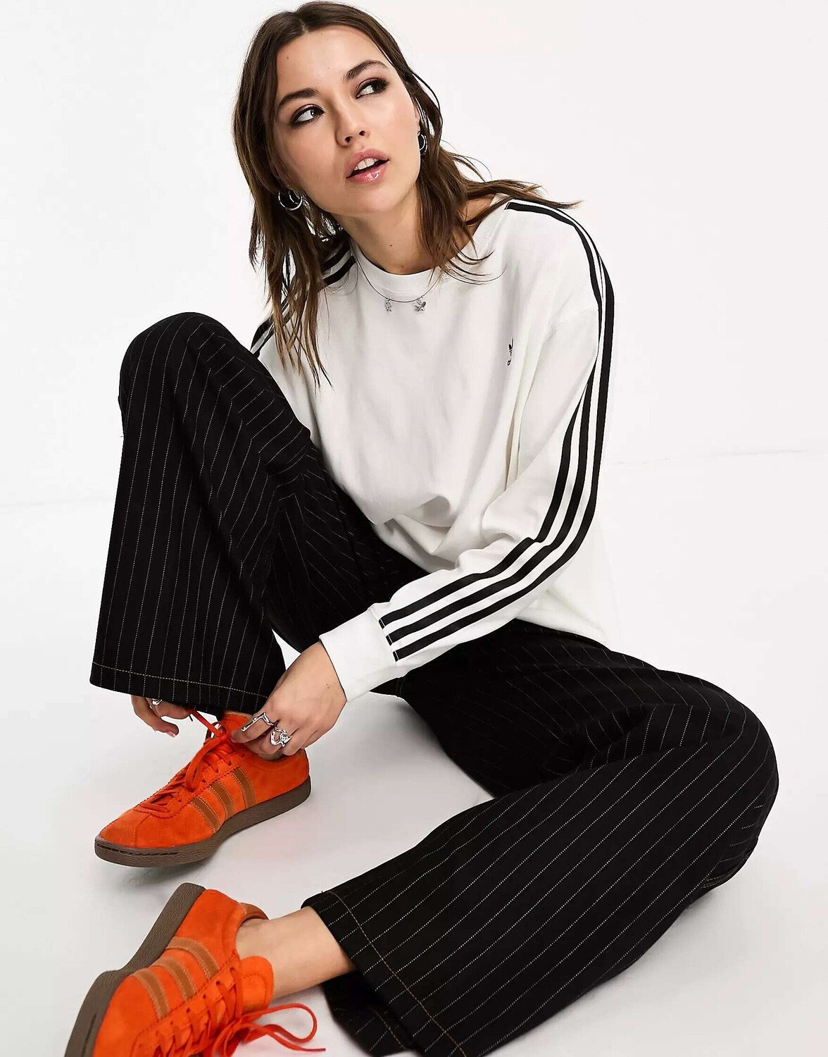 

Белый топ с 3 полосками и длинными рукавами adidas adidas Originals