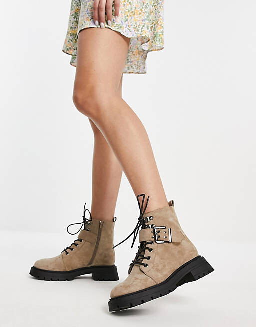 

Серо-коричневые походные ботинки на шнуровке ASOS DESIGN April
