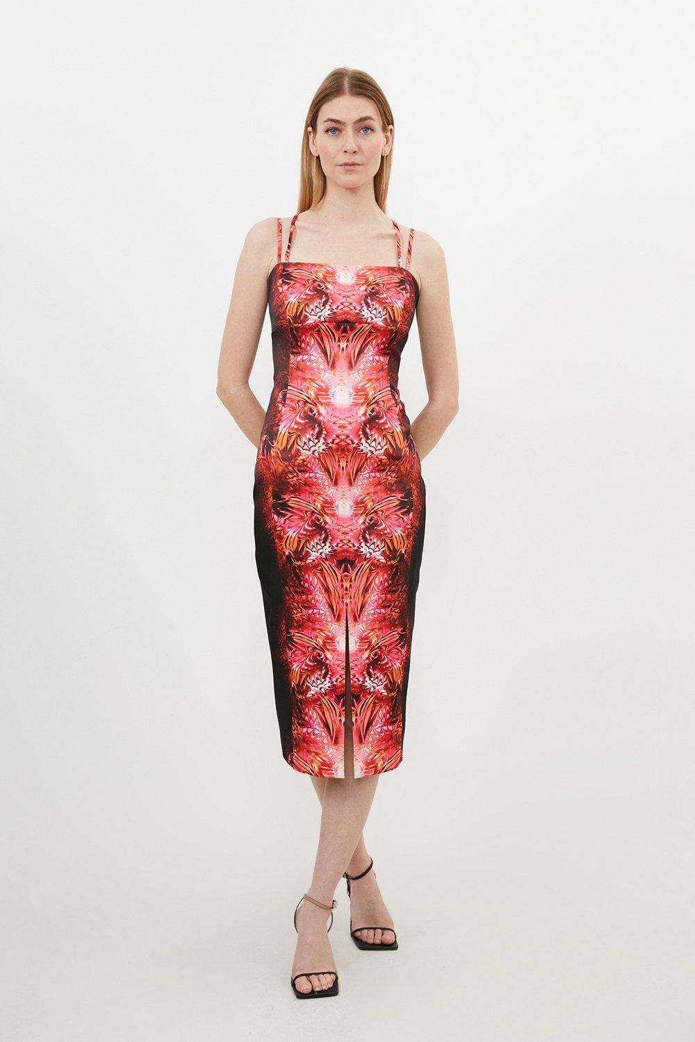 цена Приталенное платье миди на бретельках с абстрактным цветочным принтом Karen Millen, розовый