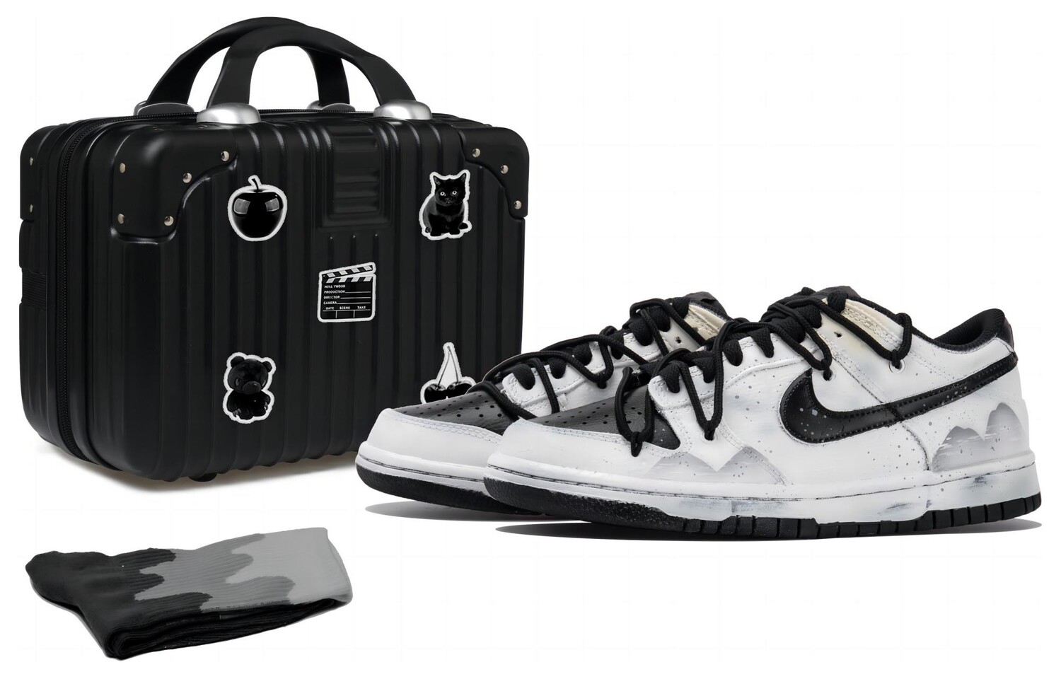 

Кроссовки Nike Dunk Skateboarding Shoes Women's Low-top Black/white/gray, черный/белый/серый