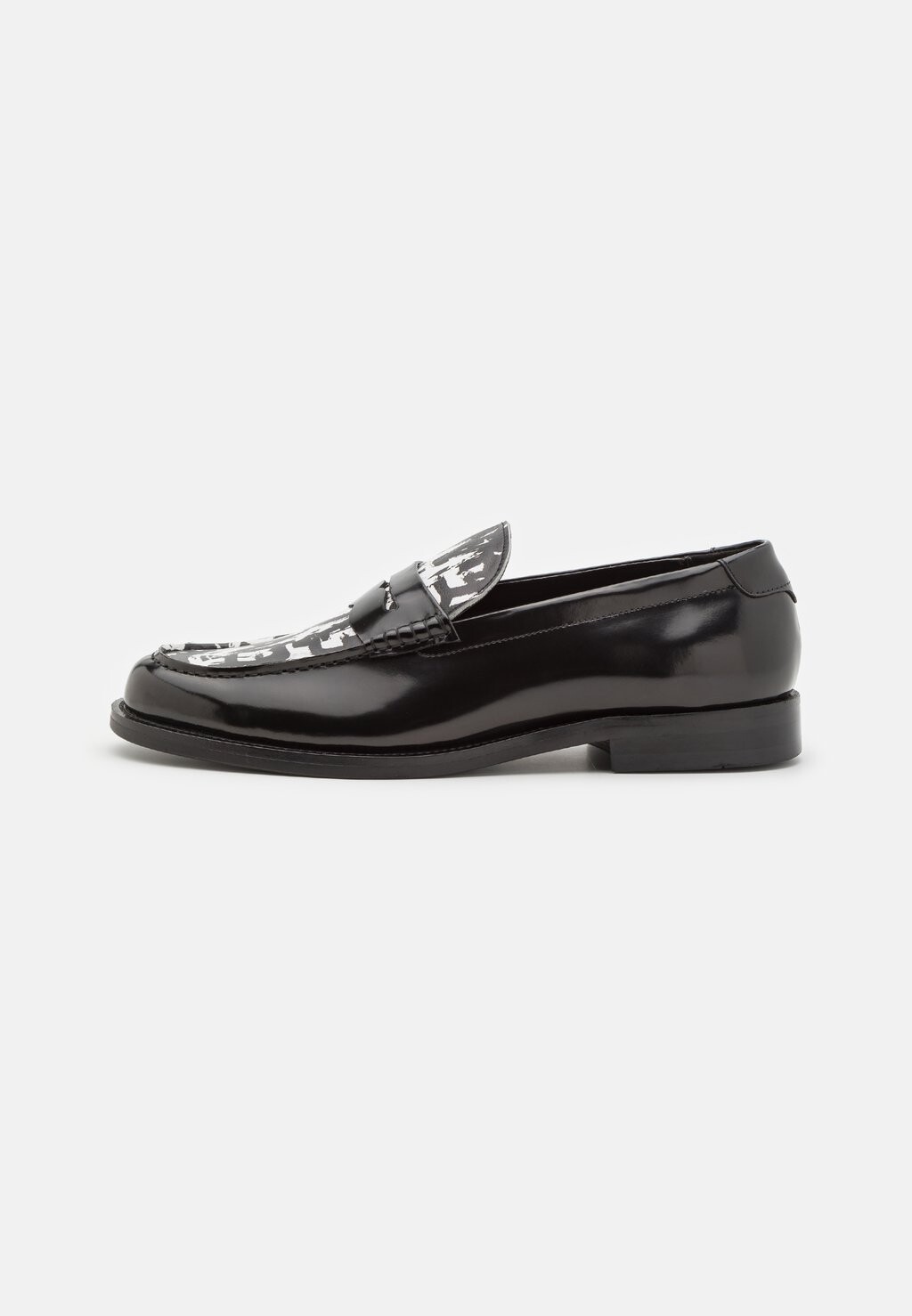 

Слипоны Andy Steve Madden, цвет black/white