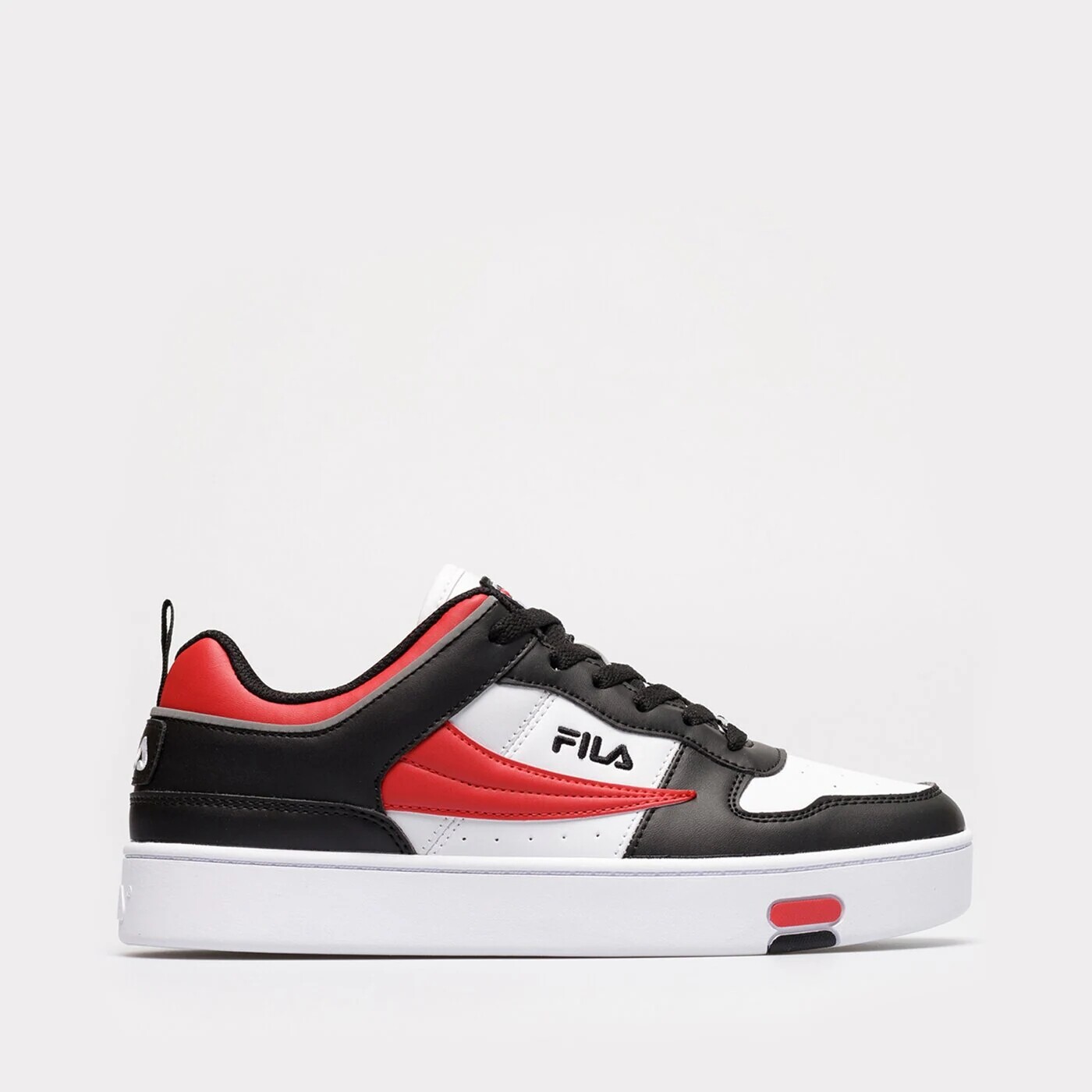 

Кроссовки Fila В-10, черный / белый