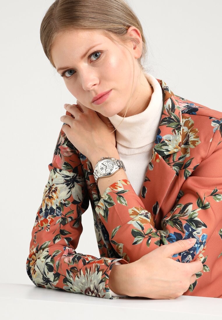 

Часы с хронографом Michael Kors