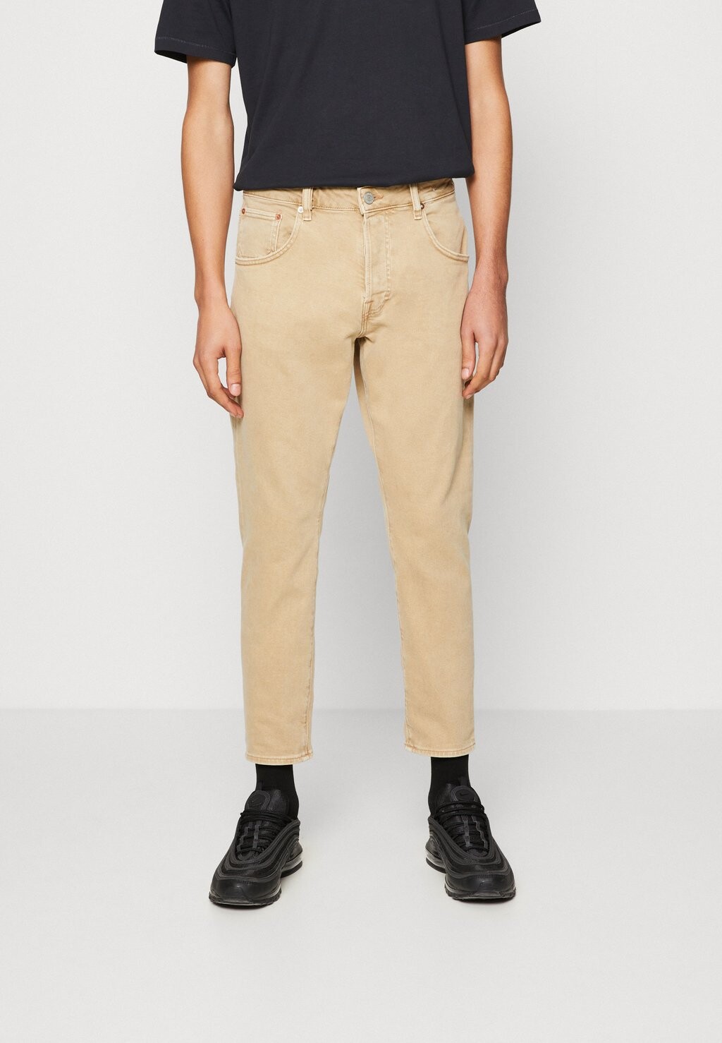 

Зауженные джинсы Jack & Jones
