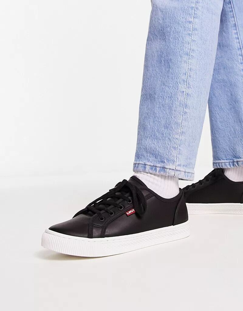 

Черные кроссовки Levi's из искусственной кожи