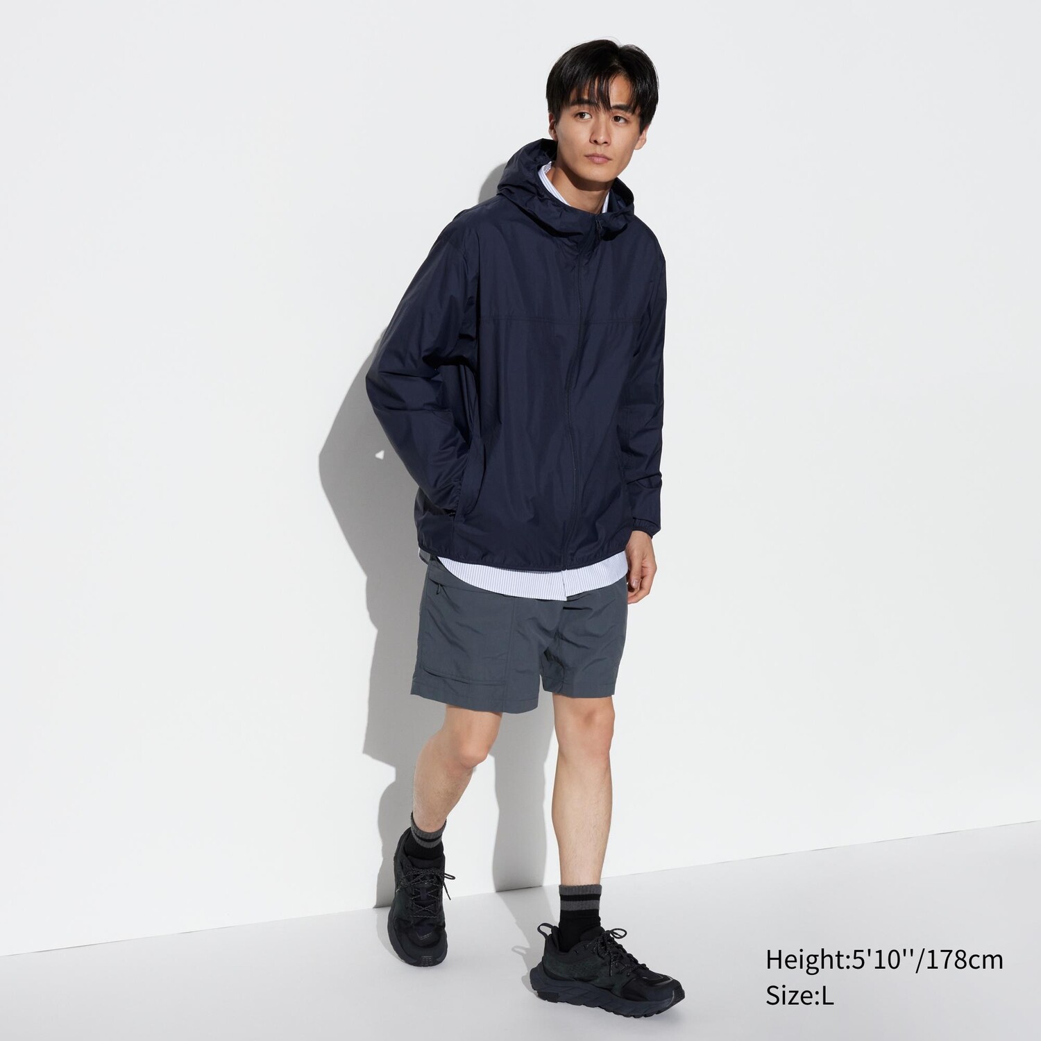 

Функциональные шорты UNIQLO, темно-серый