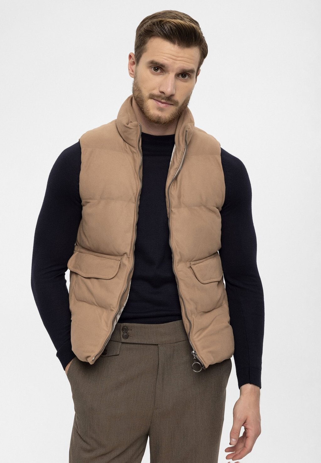 

Жилет PUFFER Antioch, верблюд