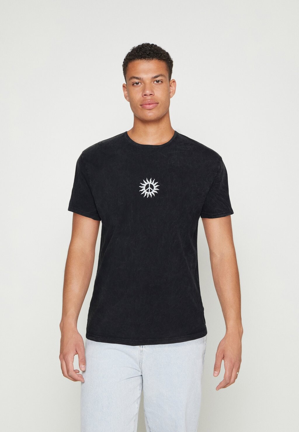 

Футболка с принтом WASHED CELESTIAL DISORDER UNISEX Kaotiko, черный