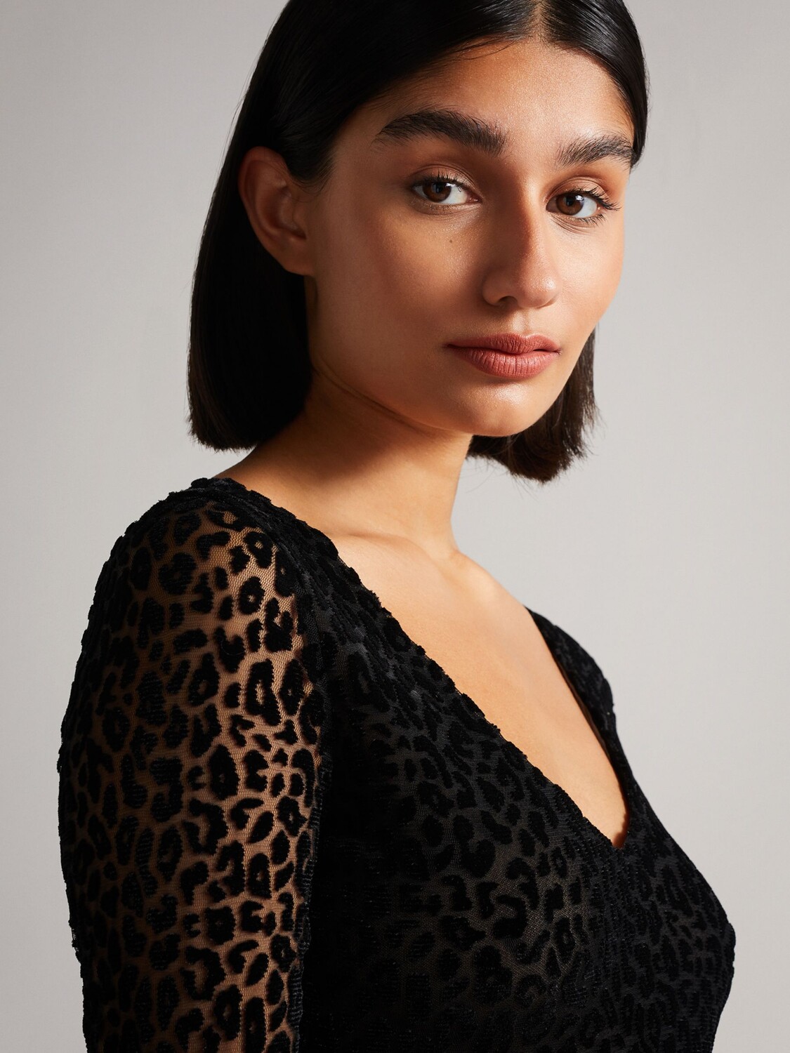 

Боди с текстурой животного Ted Baker Darcina, черный