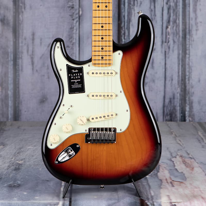 Электрогитара Fender Player Plus Stratocaster Left-Handed, 3-Color Sunburst