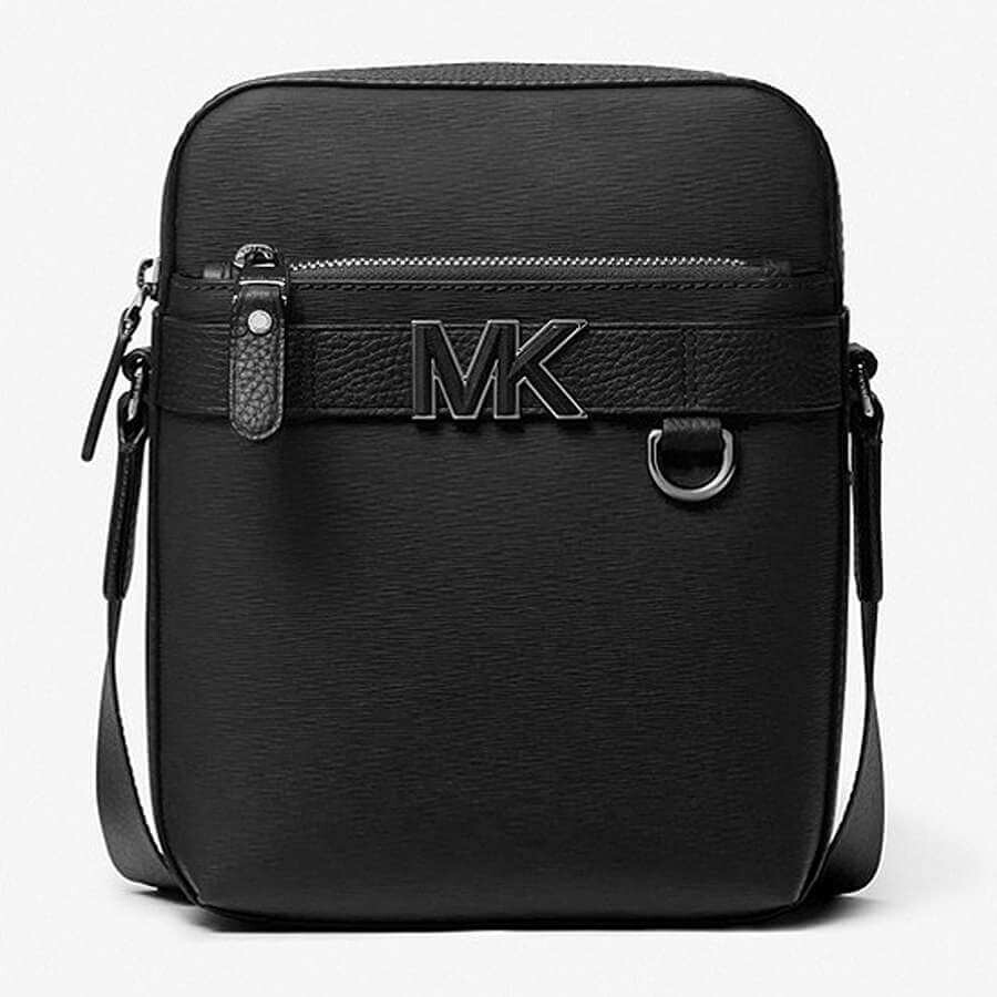 

Сумка Michael Kors Hudson Leather Flight, черный