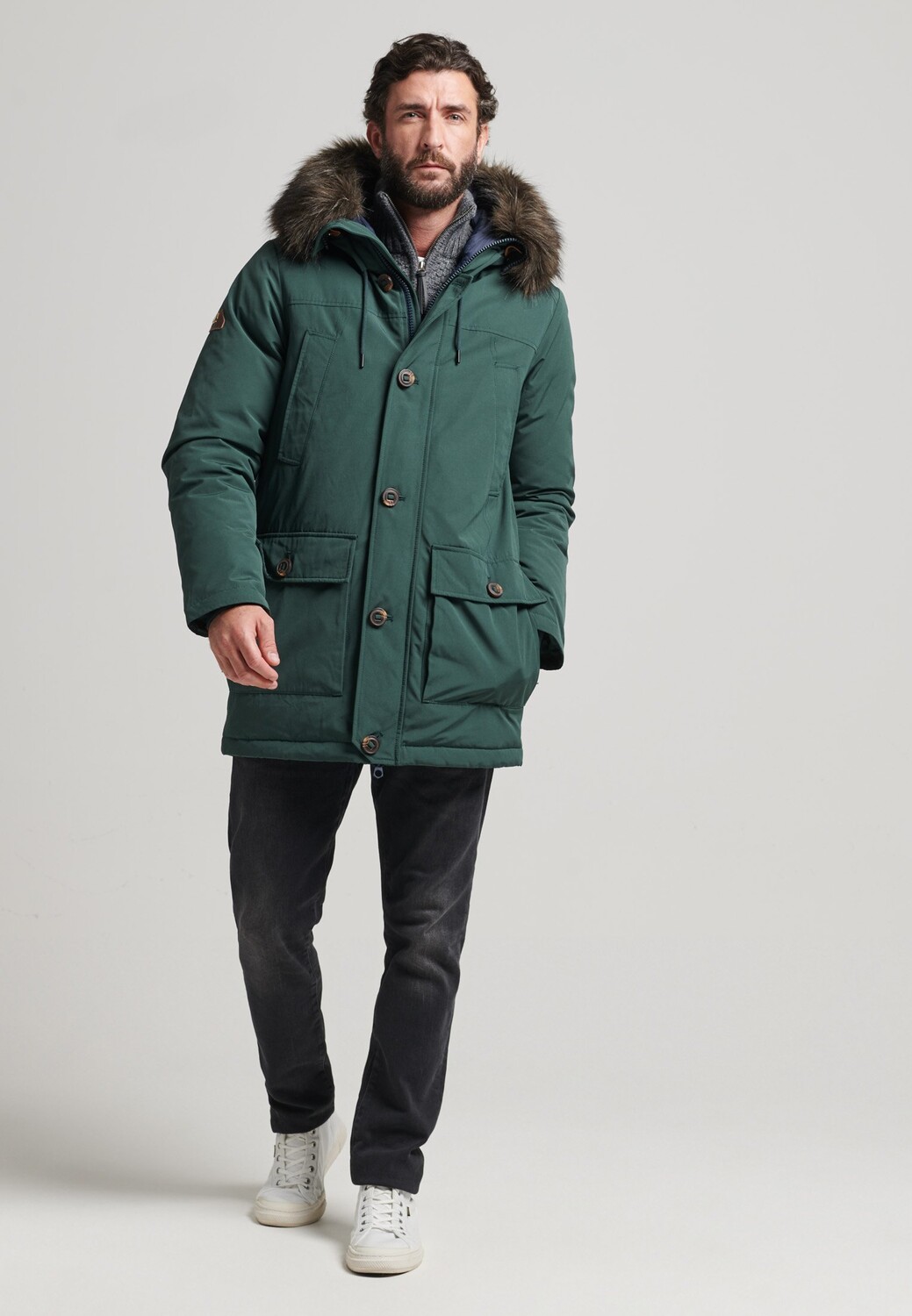 

Пуховик Superdry, зеленый