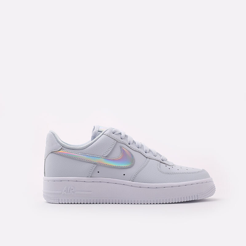 

Женские кроссовки Nike WMNS Air Force 1 `07 ESS, белый/серебристый