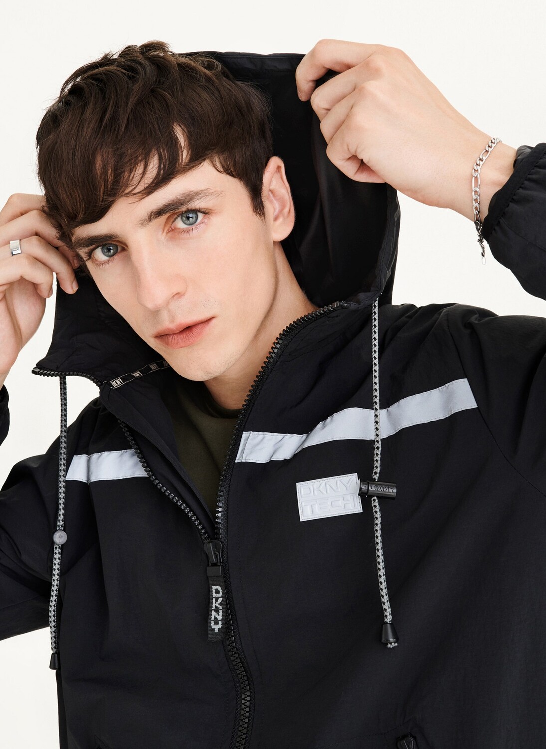 

Куртка из нейлона DKNY Tech Cotton Touch DKNY