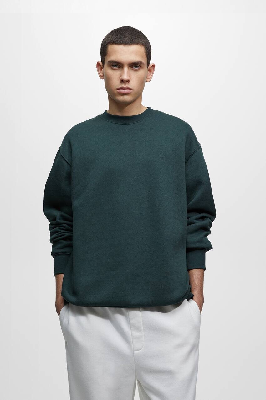 

Базовая толстовка с круглым вырезом и длинными рукавами Pull&Bear