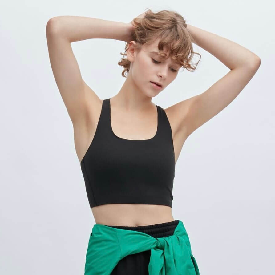 

Спортивный топ Uniqlo Square Neck Active Wireless, черный