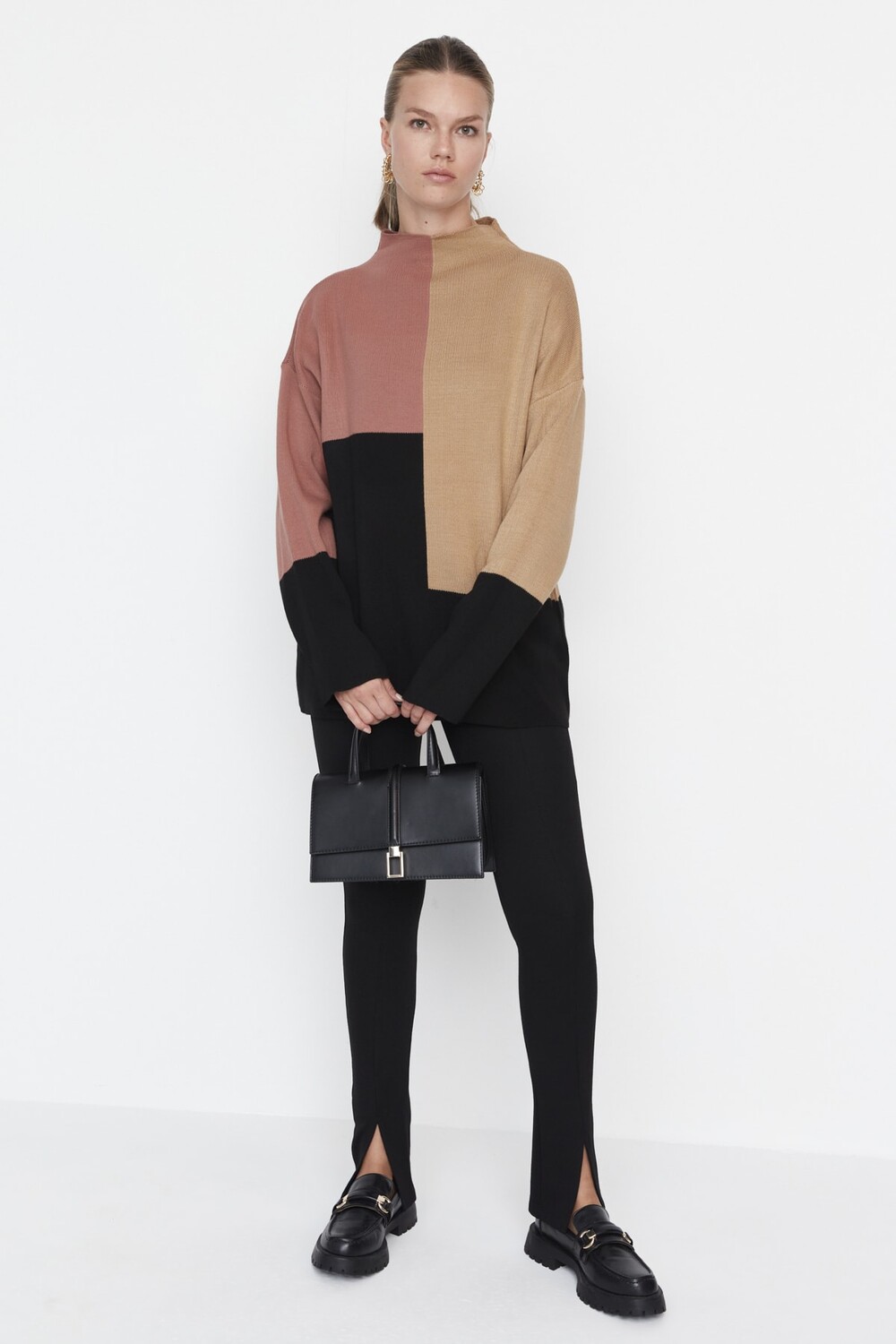 

Светло-коричневый трикотаж с воротником-стойкой и цветными блоками Trendyol Modest