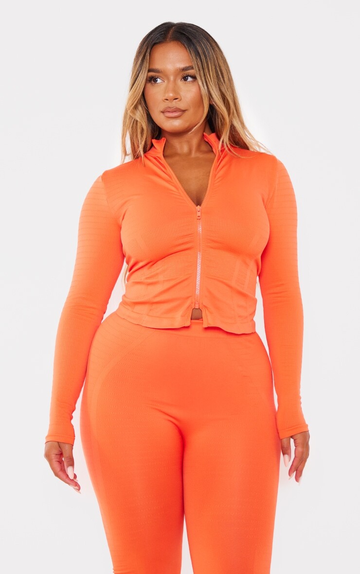 

PrettyLittleThing Красный спортивный топ Shape с двойной молнией и логотипом