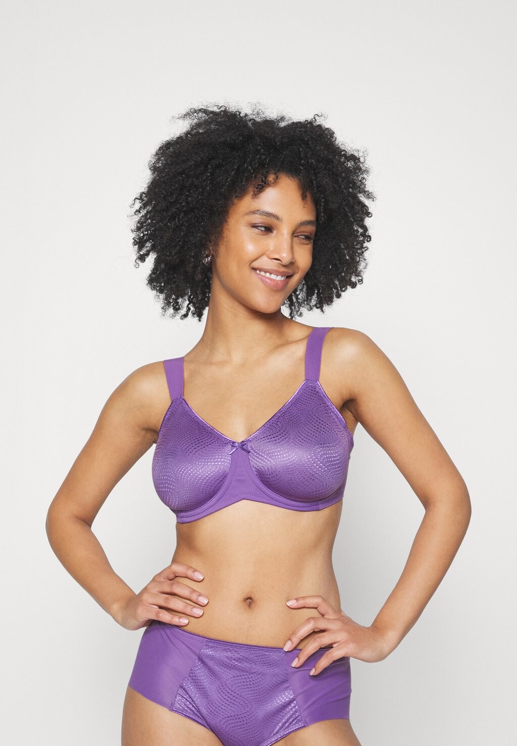 

Корректирующее белье Triumph, фиолетовый