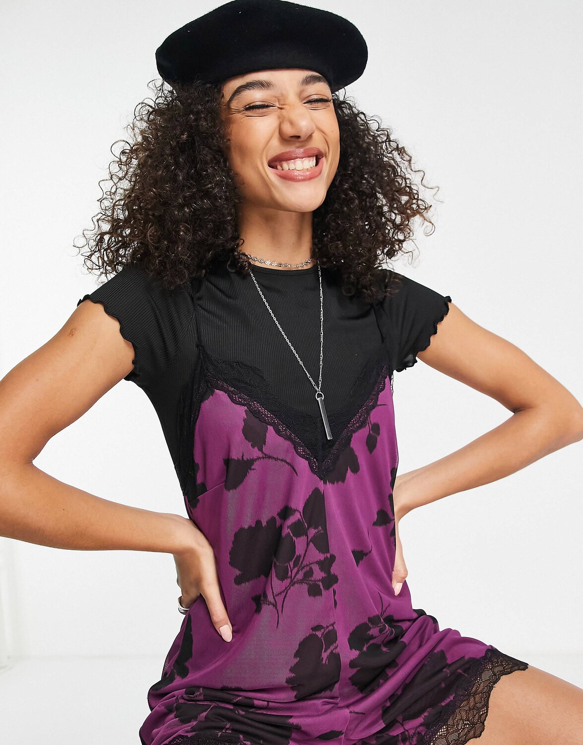 

Комбинезон 2 в 1 с короткими рукавами ASOS DESIGN с цветочным принтом в стиле гранж
