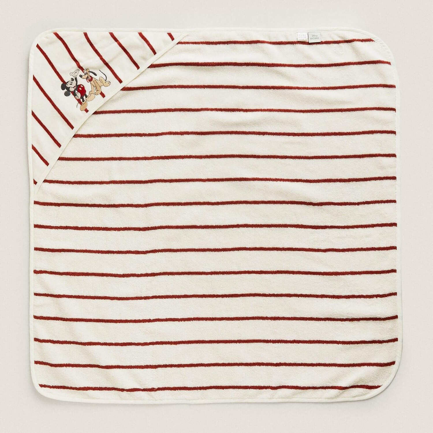 

Полотенце с капюшоном Zara Home Mickey Disney Embroidered Velour, белый/красный