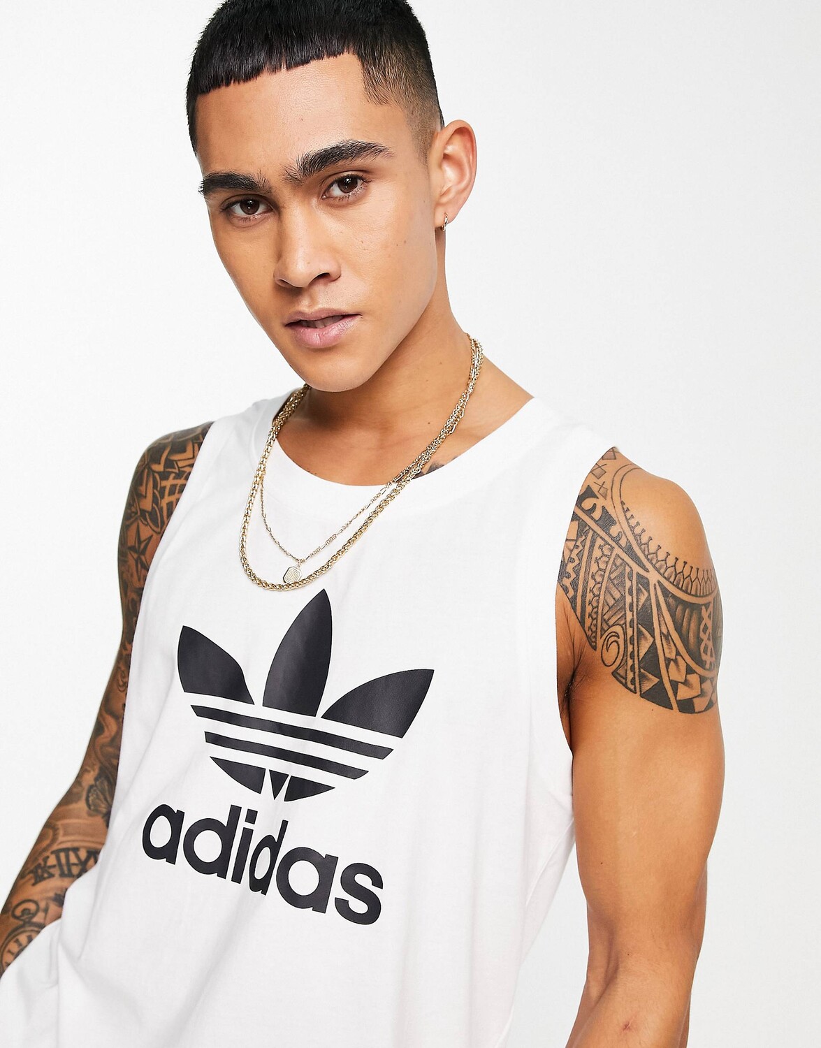 

Белая майка adidas Originals adicolor
