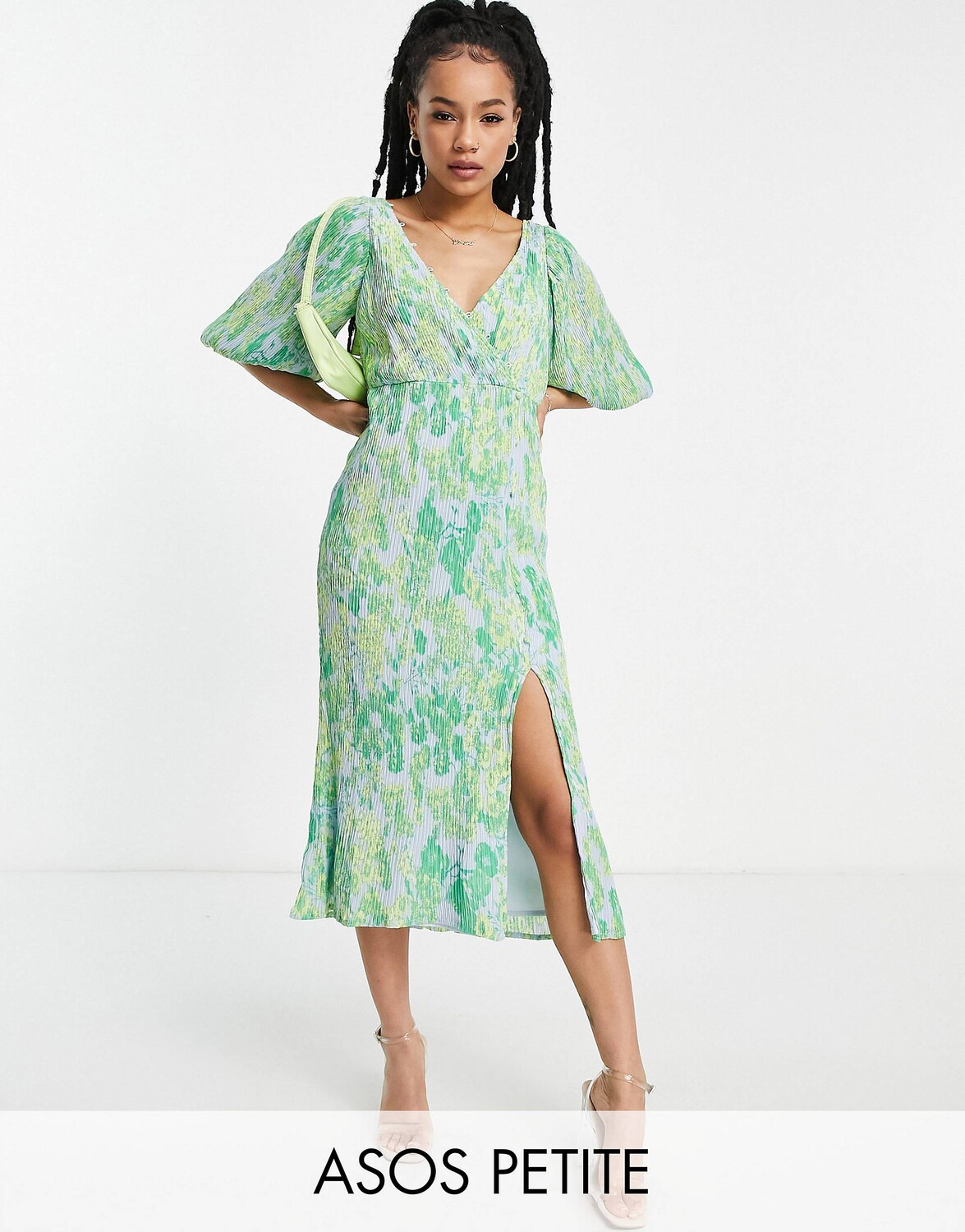 

Плиссированное платье миди с цветочным принтом и пуговицами ASOS DESIGN Petite