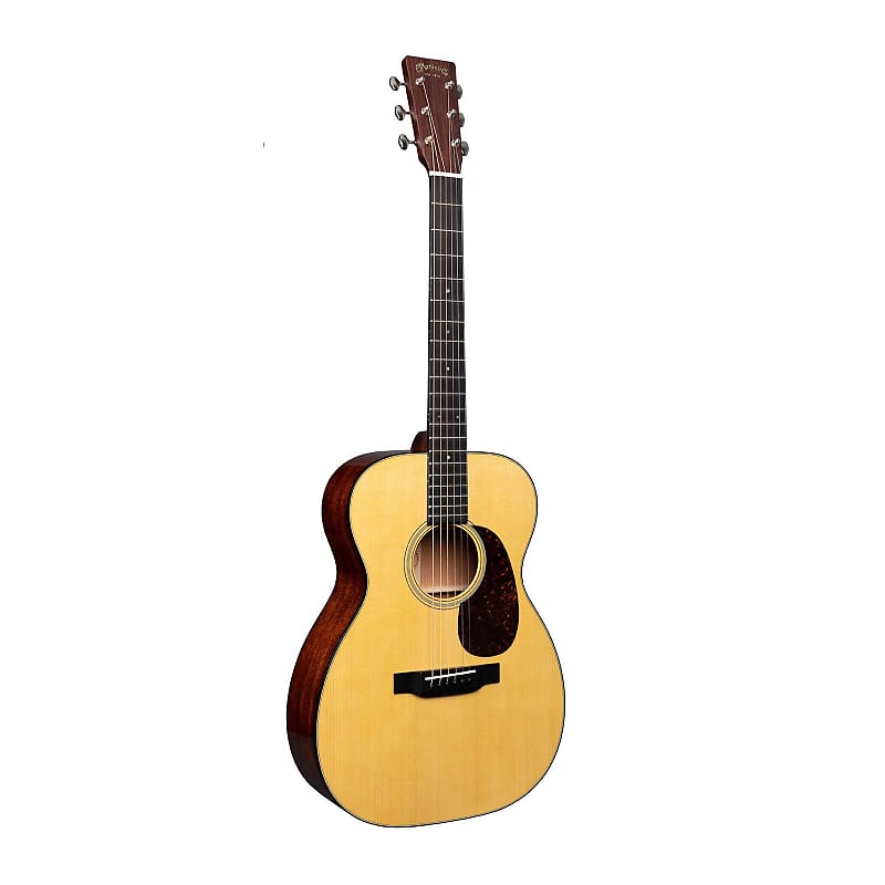 цена С.Ф. Концертная акустическая гитара Martin Standard Series 00-18 с жестким футляром 0018