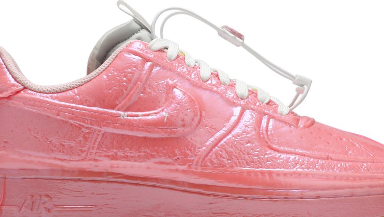 Nike air force shop 1 with pink