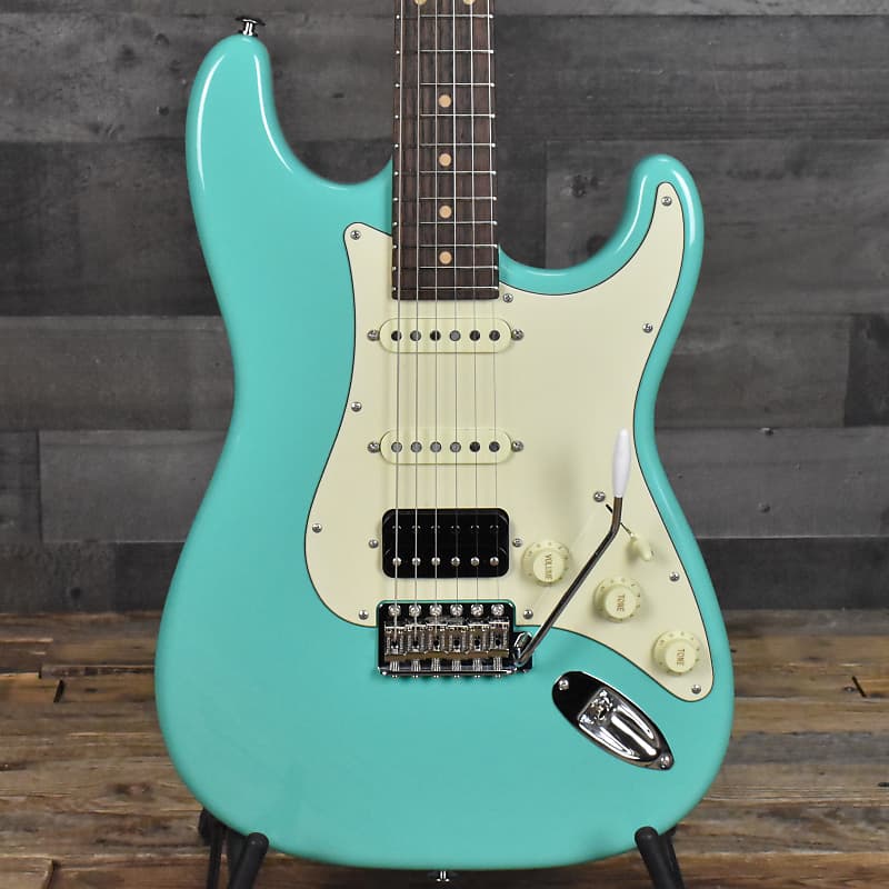 Электрогитара Suhr Classic S Vintage Limited Edition - Seafoam Green with Hard Shell Case