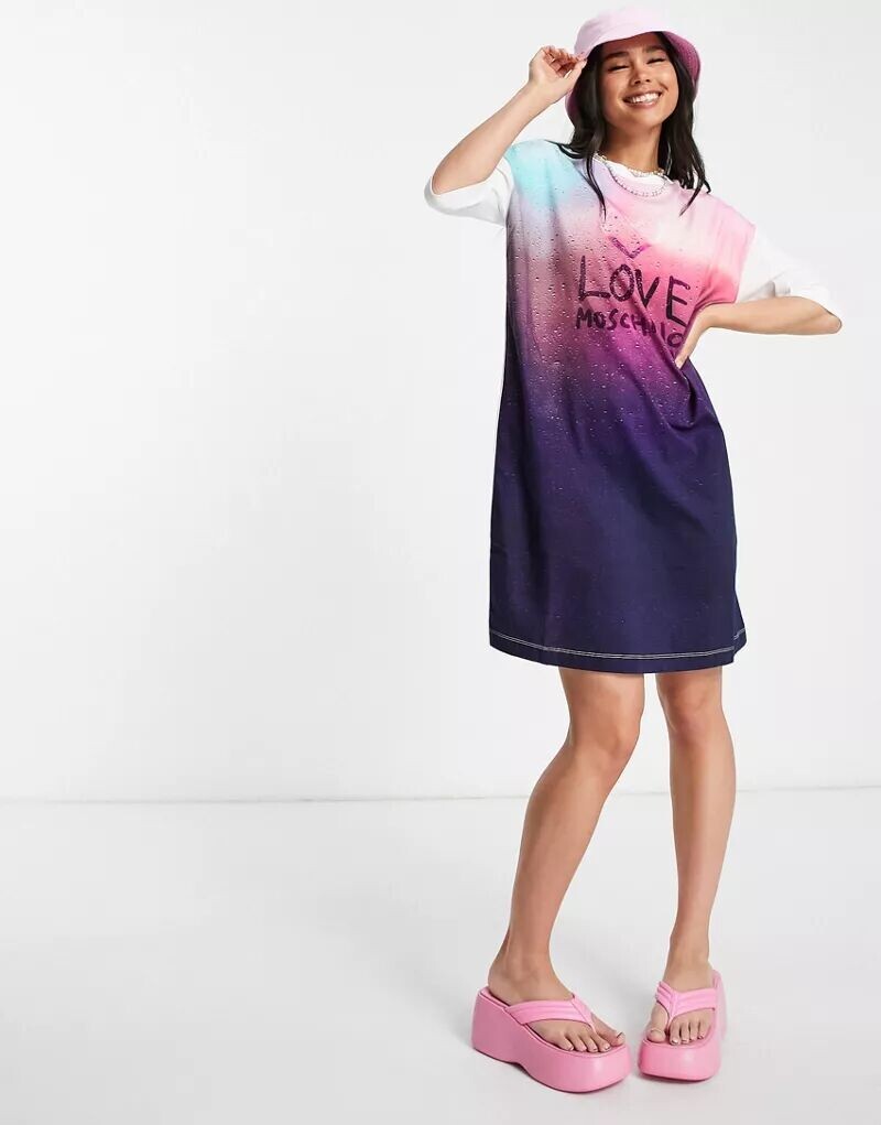 

Разноцветное платье-футболка с градиентным логотипом Love Moschino