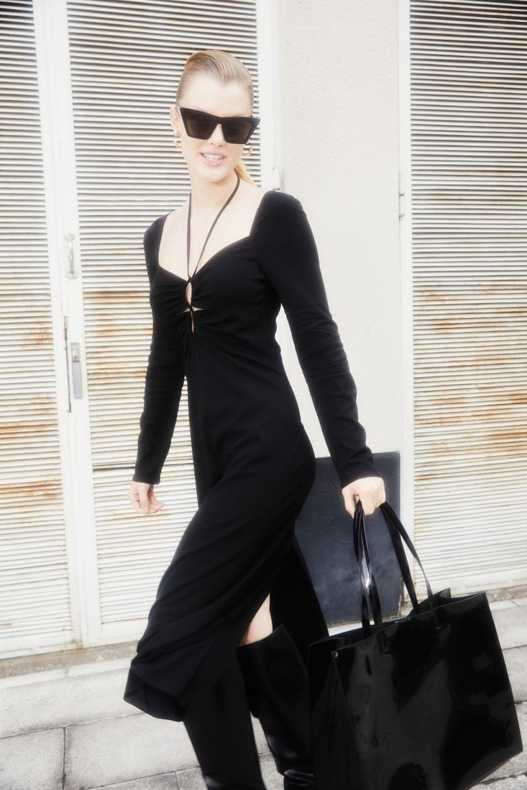 Облегающее платье с застежкой сзади на шее H&M, черный
