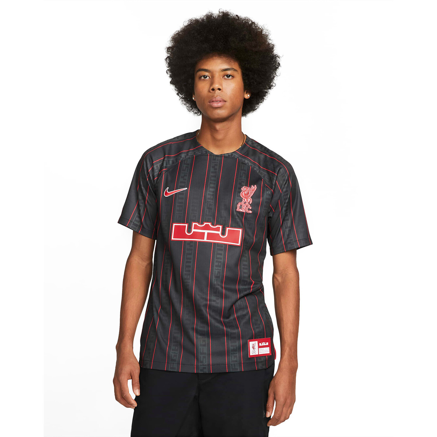 

Футболка Nike LeBron x Liverpool FC Men's Dri-Fit Stadium Soccer, антрацитовый/красный