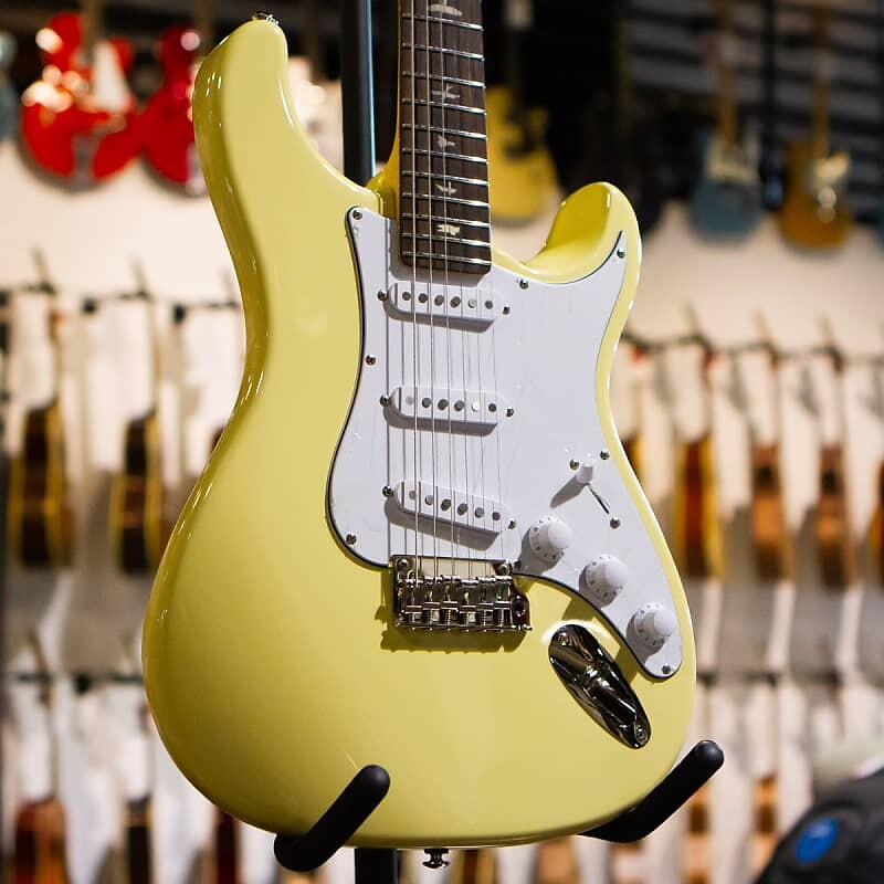 

Гитара PRS SE Silver Sky Moon White с сумкой для переноски