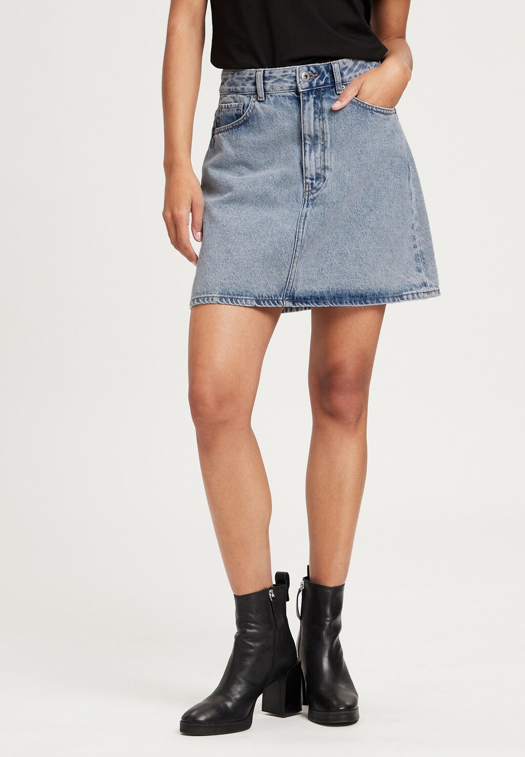 

Мини-юбка CROSS Cross Jeans, цвет light-blue